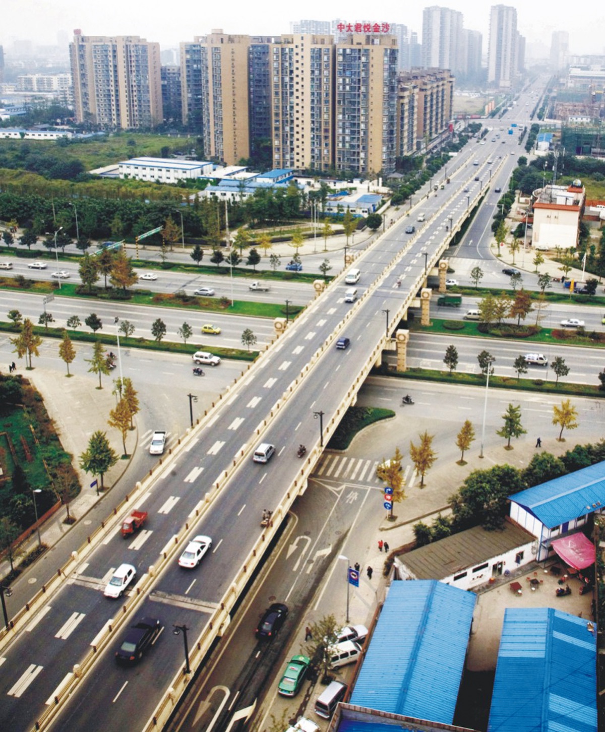 成都機(jī)場(chǎng)路東延線(xiàn)跨錦江大橋